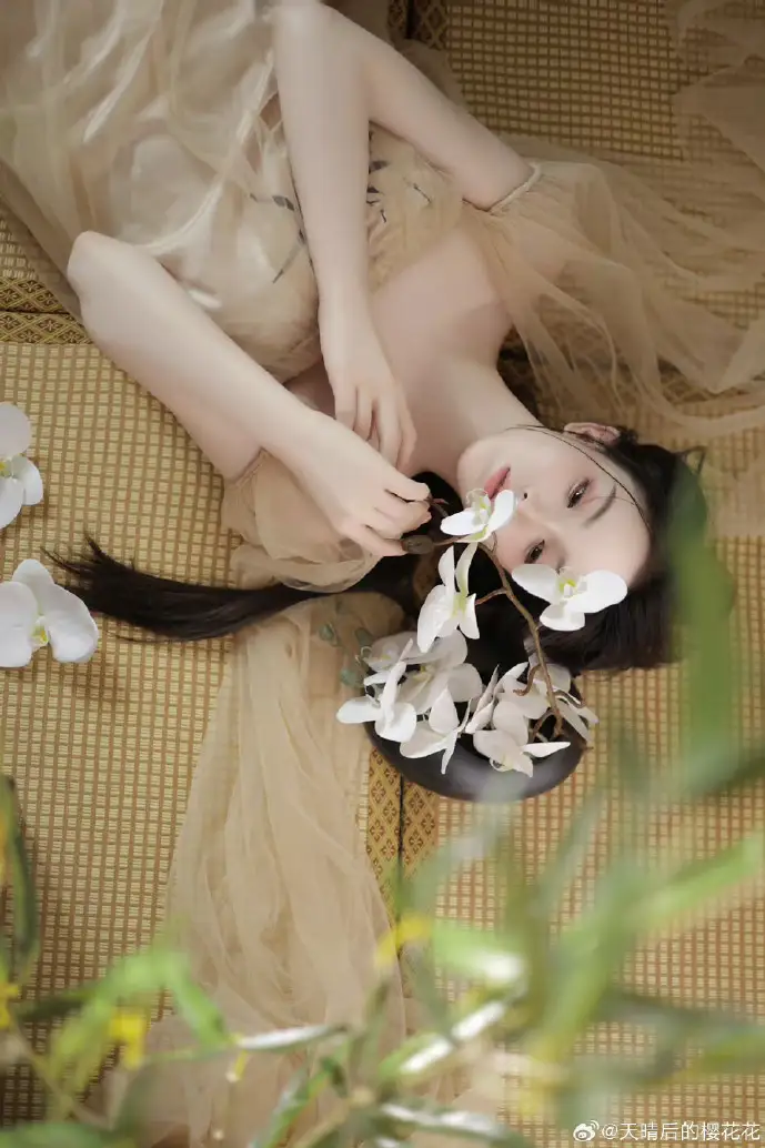 竞技摩托手游赛事现场